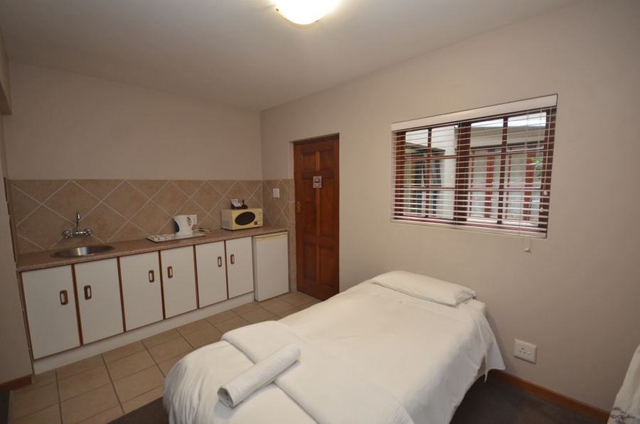 9 Bedroom Property for Sale in Nahoon Eastern Cape